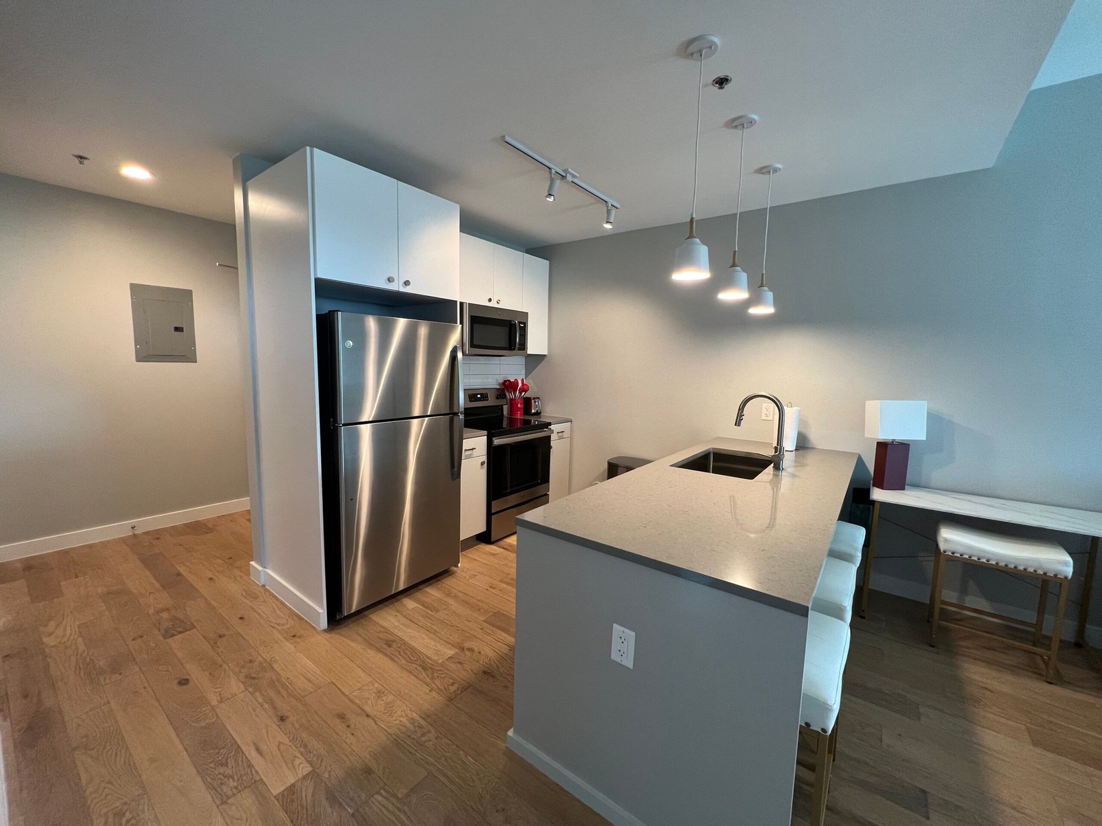 20L: 1 Bedroom 1 Bathroom Unit