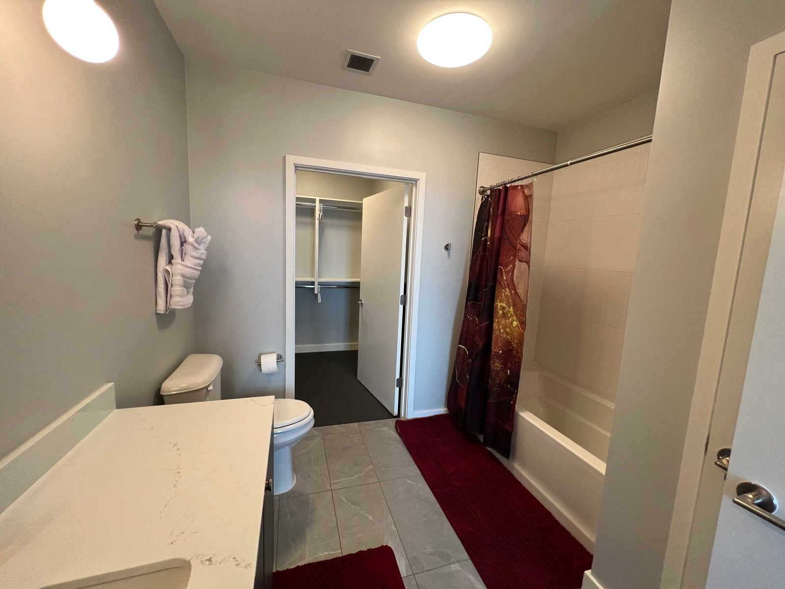 20L: 1 Bedroom 1 Bathroom Unit