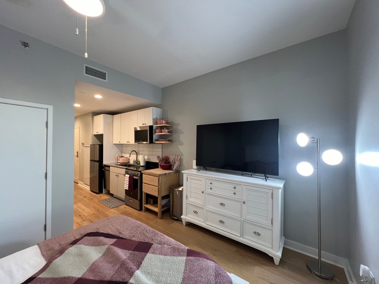 06B Studio Unit
